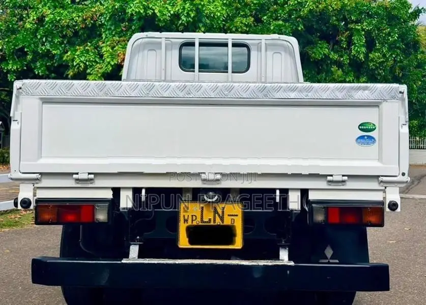 Mitsubishi Fuso 2018
