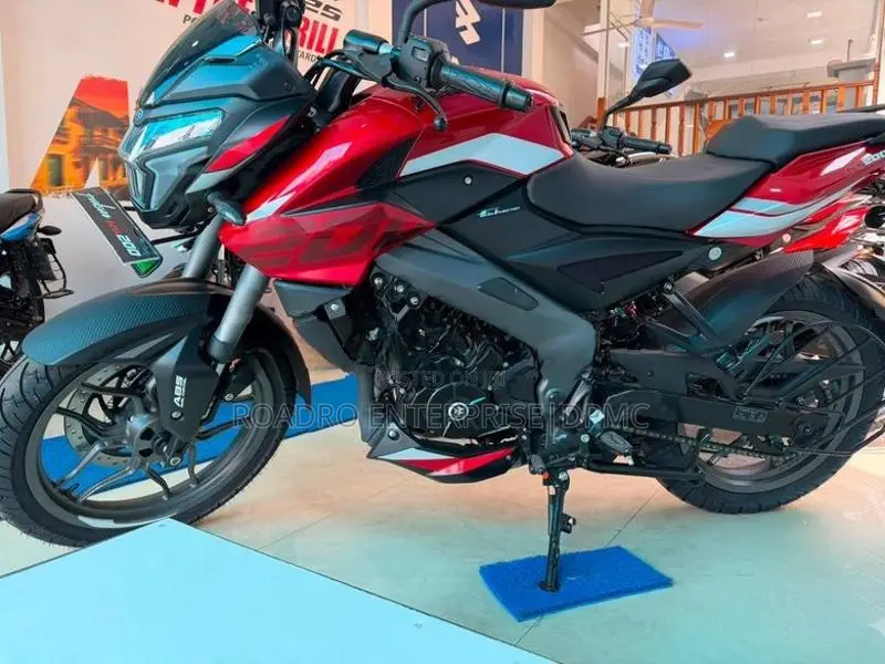 Bajaj Pulsar NS200 DualABS EFi . 2026