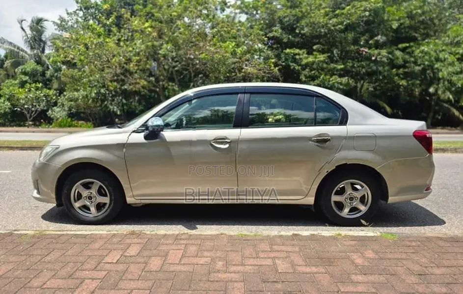 Toyota Axio Corolla safty push 2015