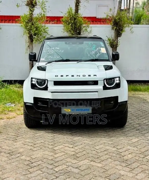 Land Rover Defender X-Dynamic 7 Seater 2026