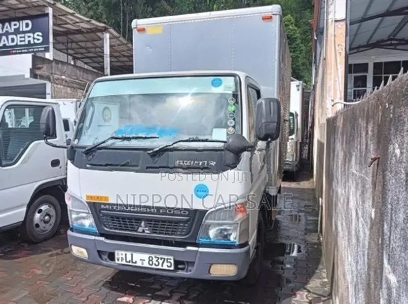 Mitsubishi Canter Single Wheel 2015