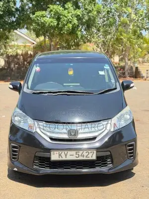 Honda Freed 2013