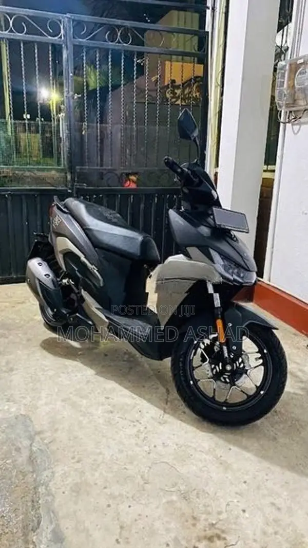 Hero XOOM 125R Xtec 2026
