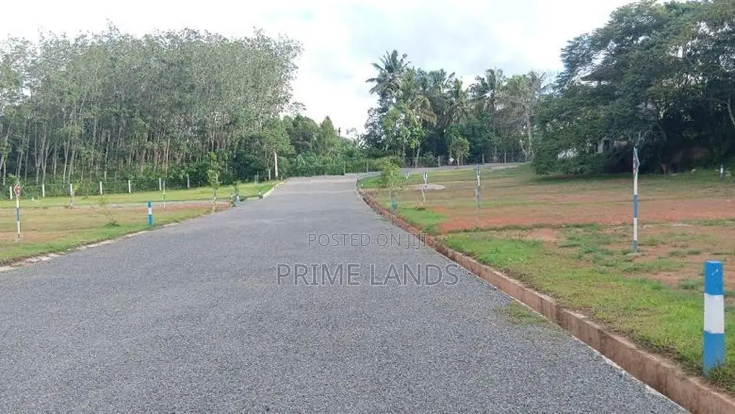 හෝමාගම තලගල පදිංචියට ඉඩම්