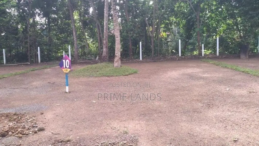 Residential Land for Sale in Athurugiriya Boralugoda Rd