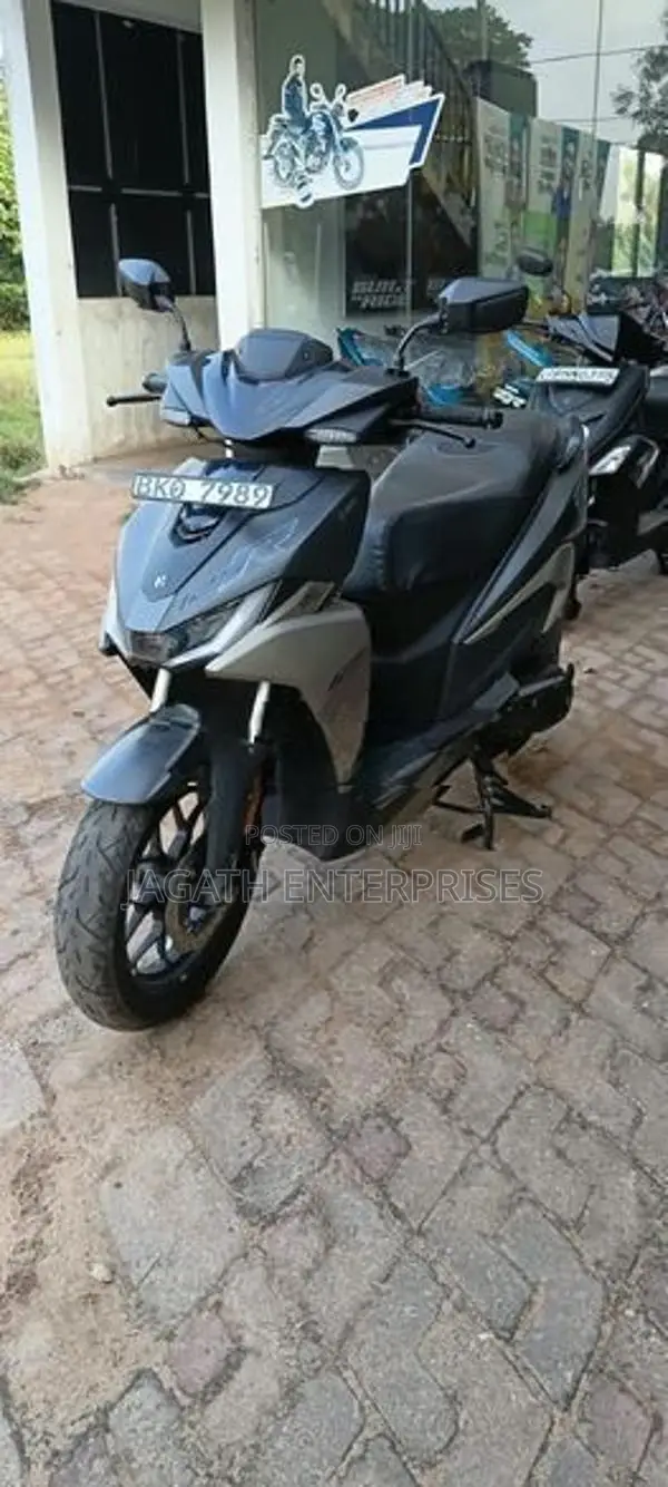 Hero XOOM 125R X Tec 2026
