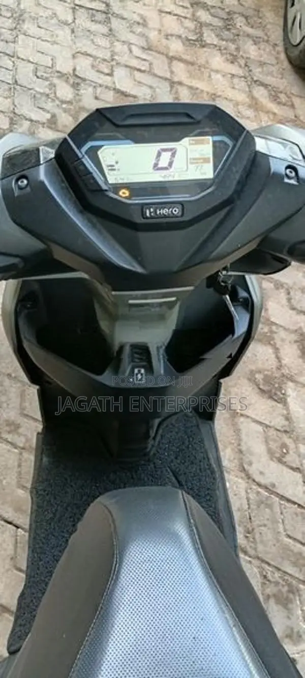 Hero XOOM 125R X Tec 2026