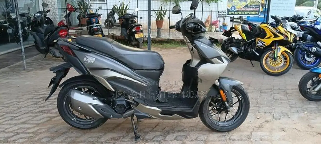 Hero XOOM 125R X Tec 2026