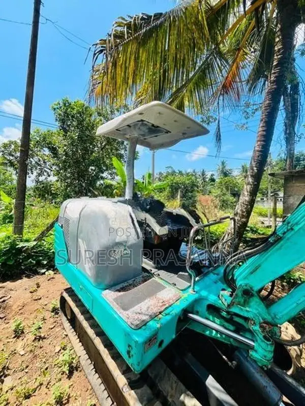 Komatsu IHI 35J Excavator
