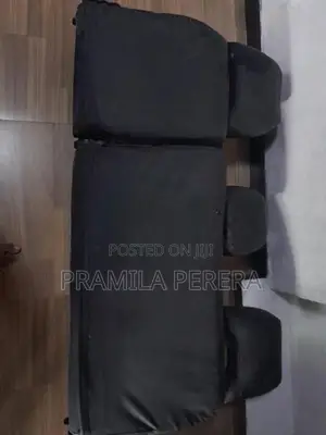 Land Rover Defender Seats