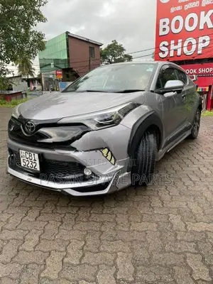 Toyota CHR NGX 2018