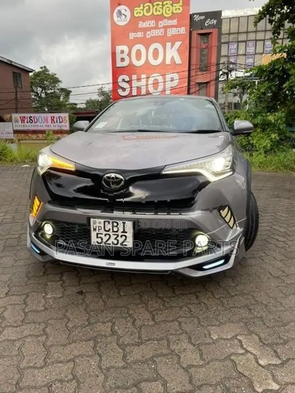 Toyota CHR NGX 2018