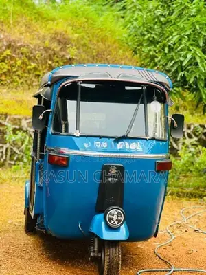 Bajaj RE 2009