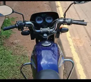 TVS Victor 2004