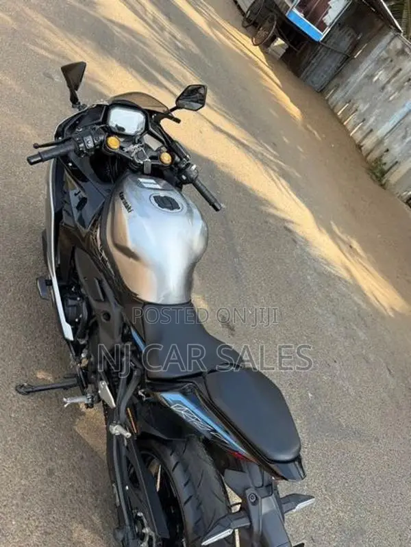 Kawasaki Ninja 250 ZX 25r SE 2024