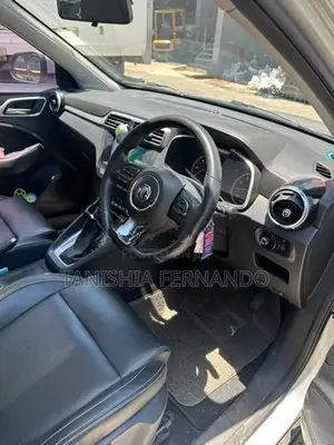MG ZS 2019