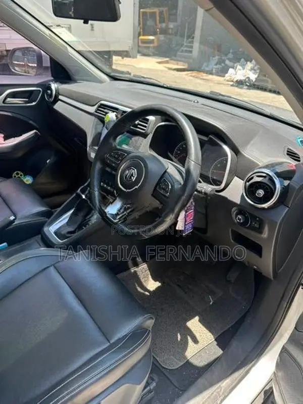 MG ZS 2019