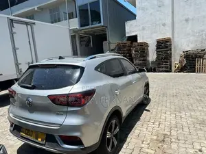 MG ZS 2019