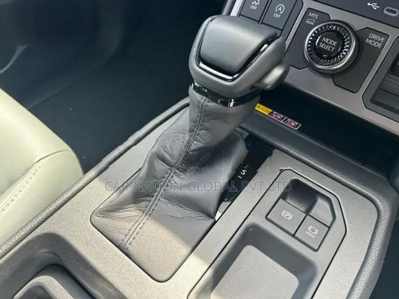 Toyota Hilux Z "Adventure" 4WD 2026