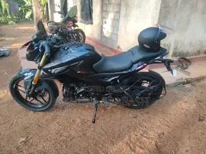 Bajaj Pulsar NS160 2016 2026