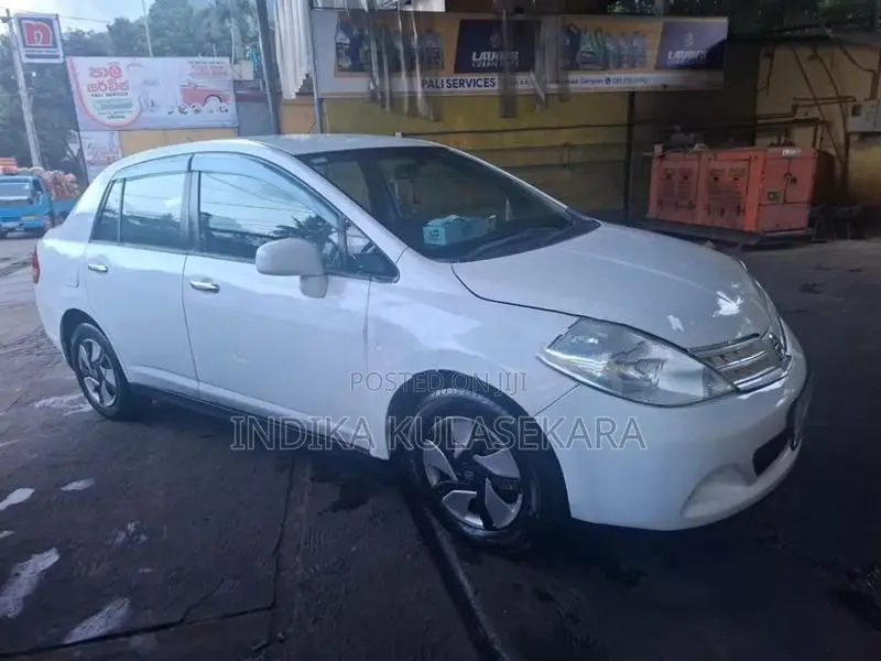 Nissan Tiida 2009