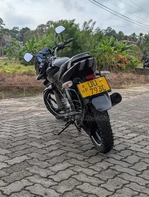 Bajaj Pulsar 180 2008