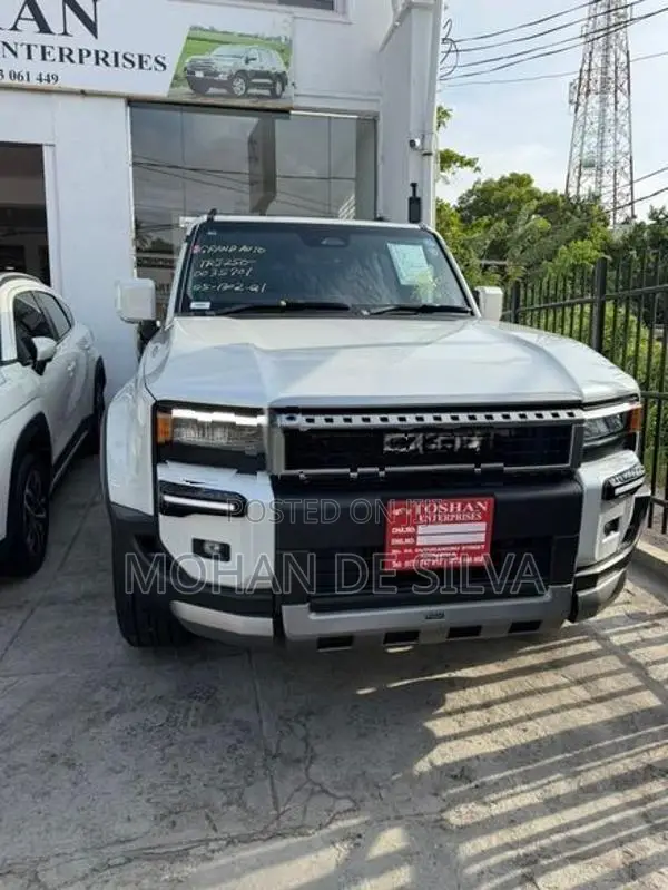 Toyota Land Cruiser VX 2026