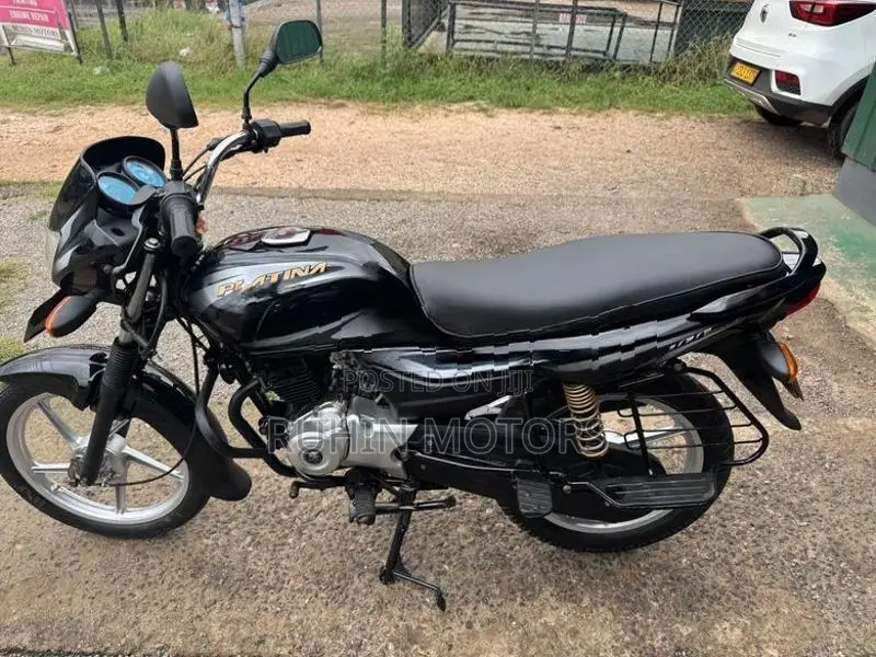 Bajaj Platina 100 2016