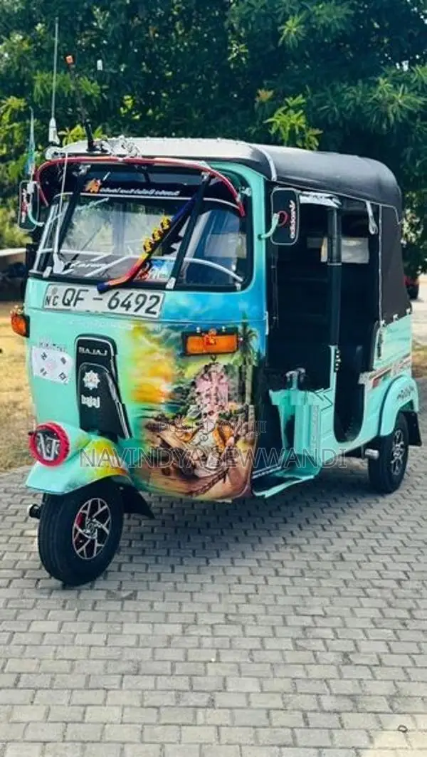 Bajaj RE 2006