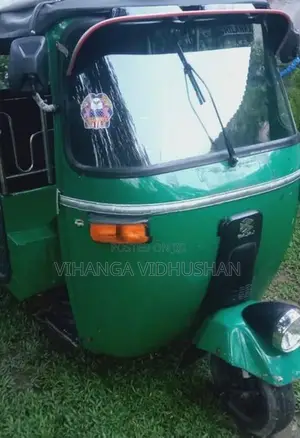 Bajaj RE 1995