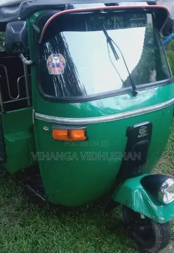 Bajaj RE 1995