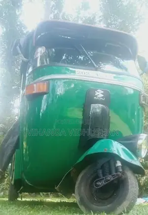 Bajaj RE 1995