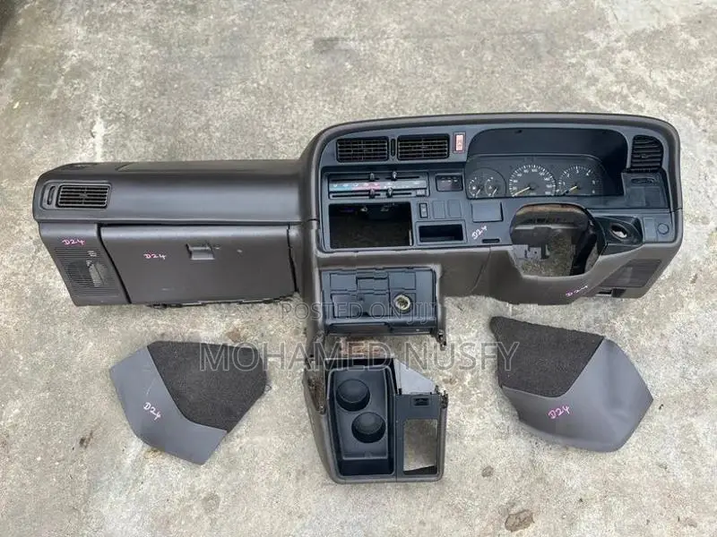 Toyota Dolphin Parts