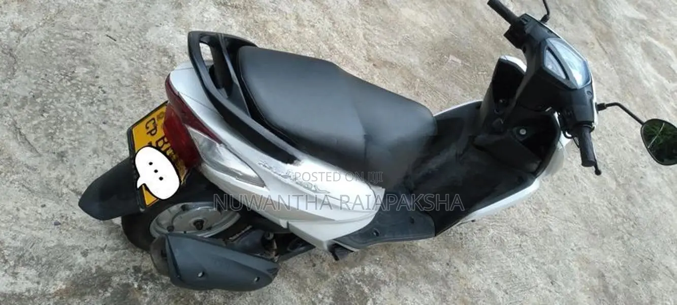Yamaha Ray ZR 2015