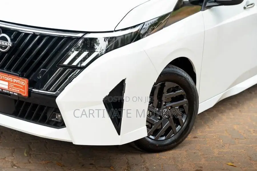 Nissan Serena e-POWER Highway Star 2026