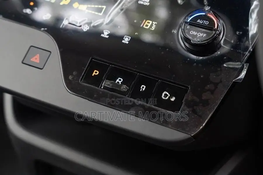 Nissan Serena e-POWER Highway Star 2026