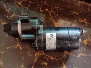 RE 205 Starter motor
