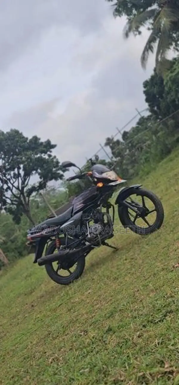 Bajaj Platina 100 2014