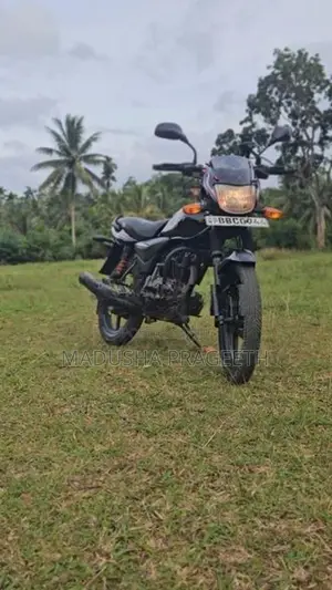 Bajaj Platina 100 2014