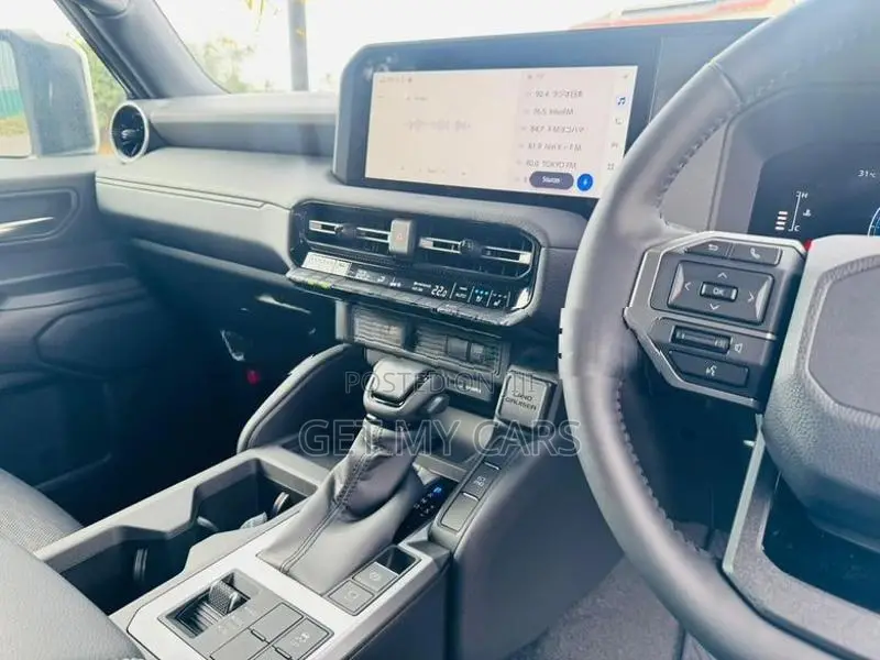 Toyota Land Cruiser Prado 250 VX 2026
