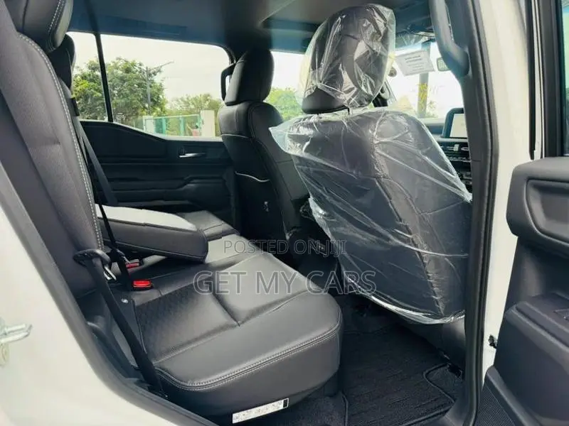 Toyota Land Cruiser Prado 250 VX 2026
