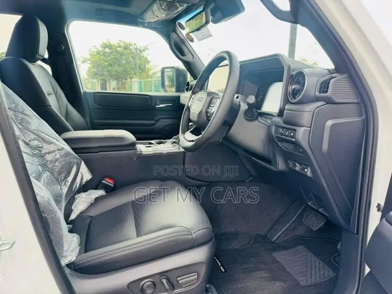 Toyota Land Cruiser Prado 250 VX 2026