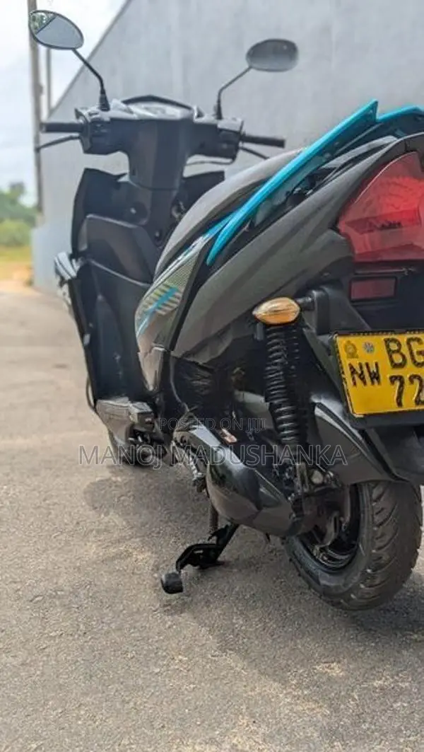 Yamaha RayZR 2018