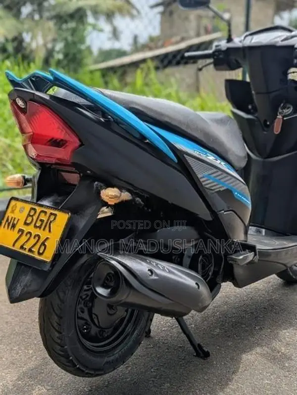 Yamaha RayZR 2018