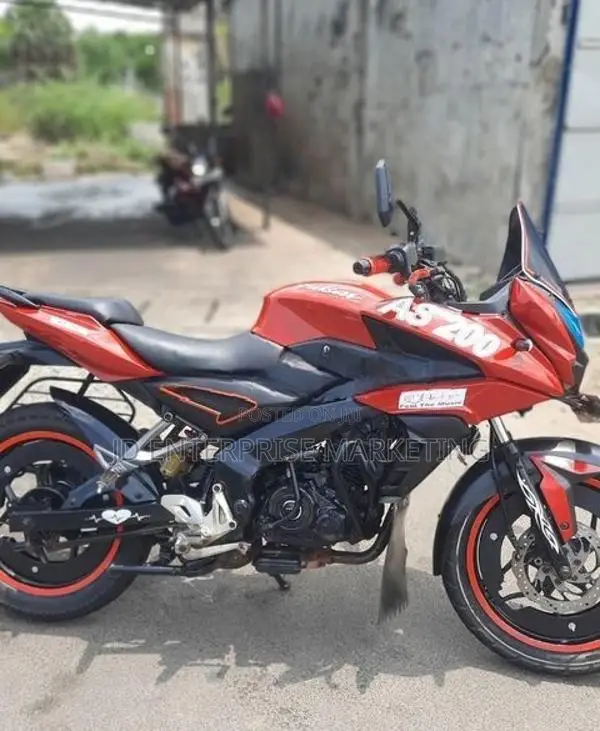 Bajaj Pulsar AS 150 2016