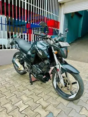 Yamaha FZS V1 2011