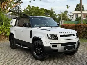 Land Rover Defender P300 X Dynamic SE 2023