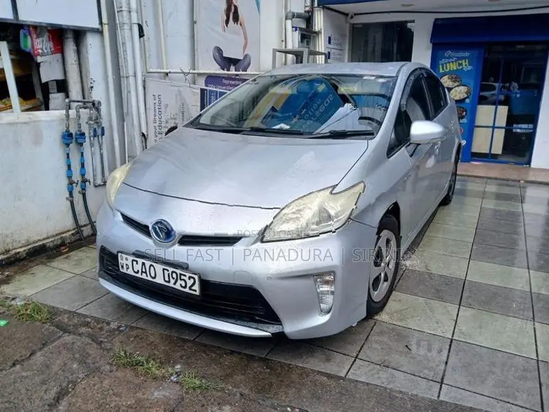 Toyota Prius 3 rd generation 2015