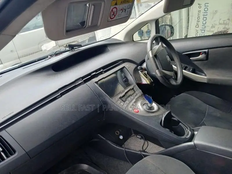 Toyota Prius 3 rd generation 2015