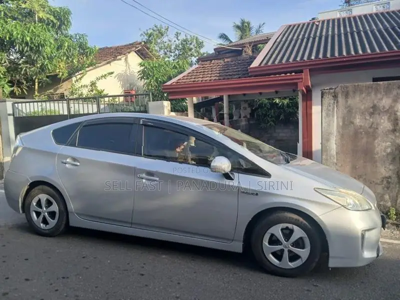 Toyota Prius 3 rd generation 2015